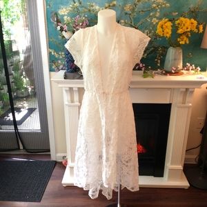 Victoria's Secret NWOT never worn bridal lace robe, swim cover kimono.